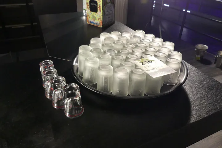 Posten Schnapsgläser (Jägermeister und andere)